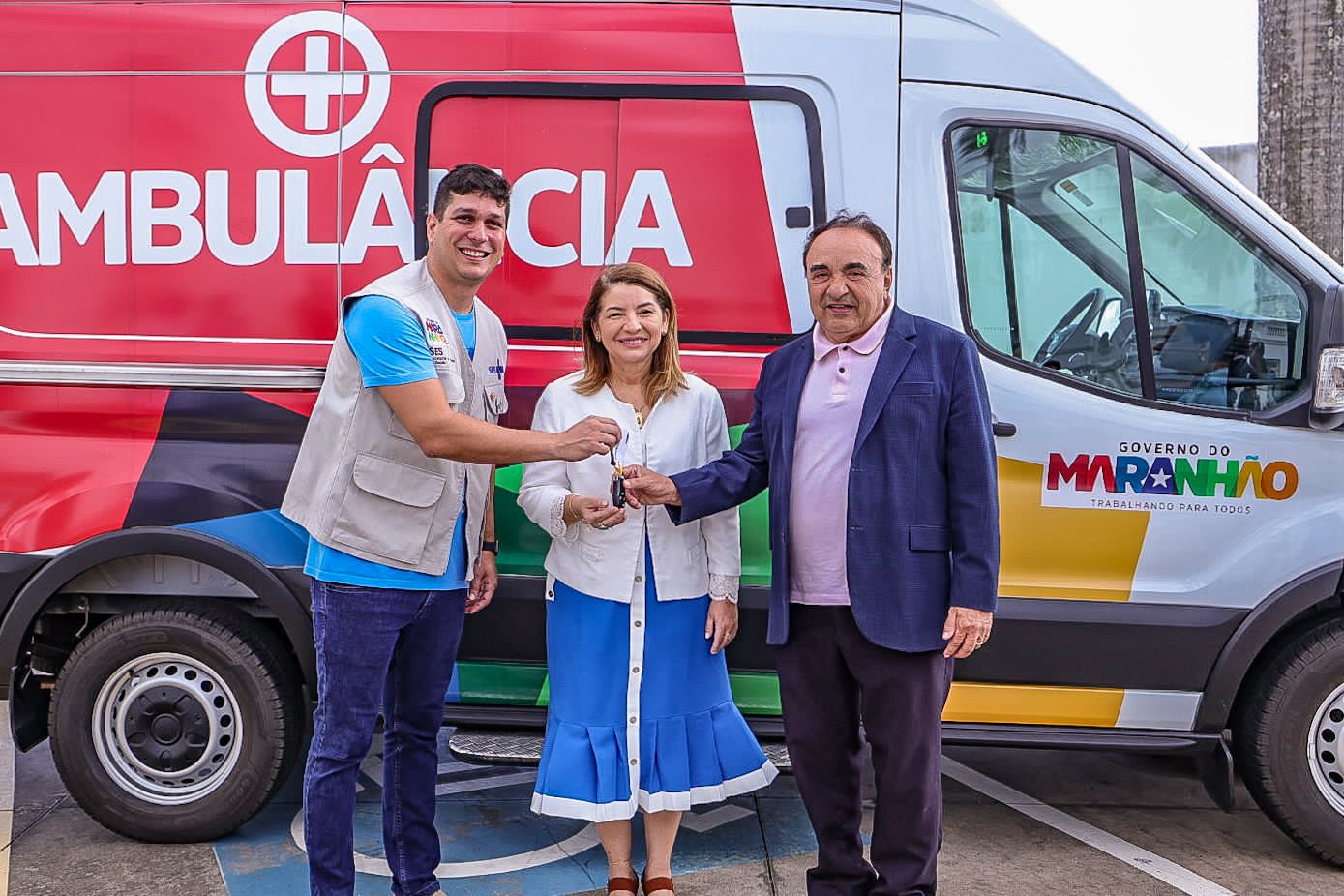 Iracema Vale viabiliza ambulância para município de Barreirinhas